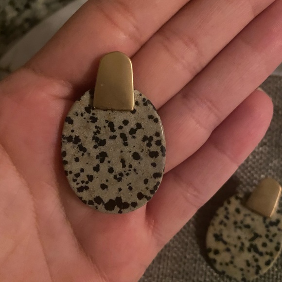 Earrings - Picture 3 of 3